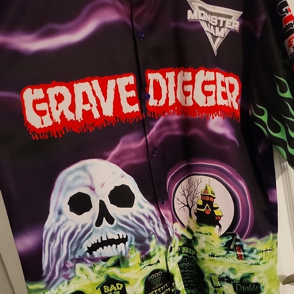 Grave Digger Men's Shirt - Black and Green Exclusive Shirt - Picture 2 of 15